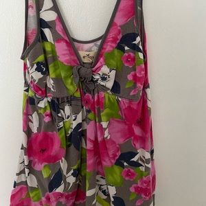 HollisterTropical print Top